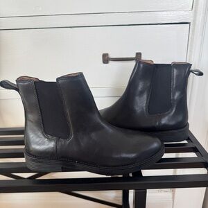Madewell The Cleary Chelsea Boot in Leather